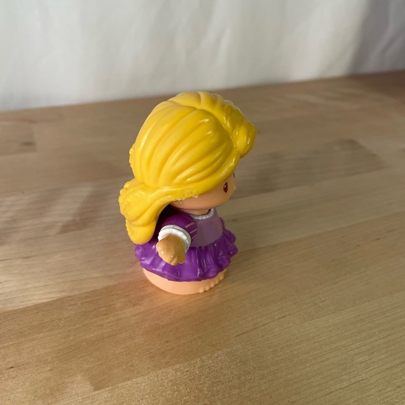Little People Disney Princess Rapunzel with blue book - Picture 4 of 4
